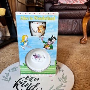NIB Alice in Wonderland Paul Cardew
2 Piece Baby Set Porcelain Bowl Cup NIB